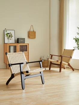 Одноместный ленивый диван-кресло из массива дерева в японском ретро-стиле. 1