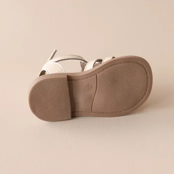 Летние сандалии-гладиаторы для маленьких девочек, детская кожаная обувь, пляжная обувь принцессы, первые ходунки 5