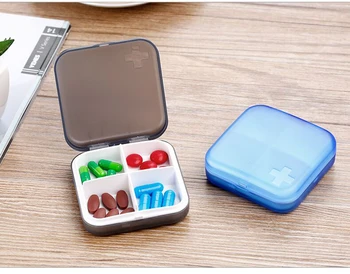 Пластиковая упаковка Elysaid Four-Fold для переноски небольшой портативной коробки для таблеток для хранения лекарств 63 мм (L) x63 мм (W) x20 мм (H)