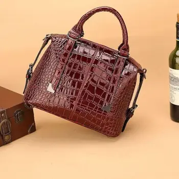 Подарок для мамы с ярким лицом 2023 Модная сумка из мягкой кожи большой емкости с камнями, высококачественная элегантная модная классика